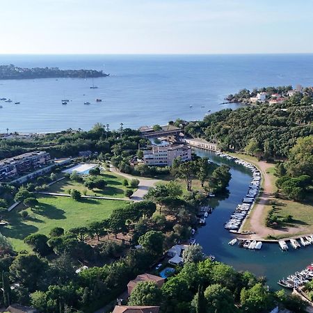 Camping Vallee Du Paradis Saint-Raphaël Exteriér fotografie